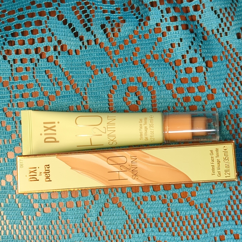New In Original Packaging, Never Used Pixi by Petra H2O Skin Tint in Shade Warm